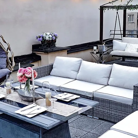 Unique Location With Hot-tub, Terrace And Garden