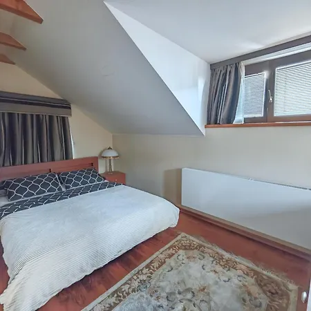 Unique Location With Hot-tub, Terrace And Garden Prag