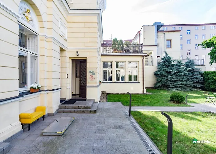 Unique Location With Hot-tub, Terrace And Garden Villa