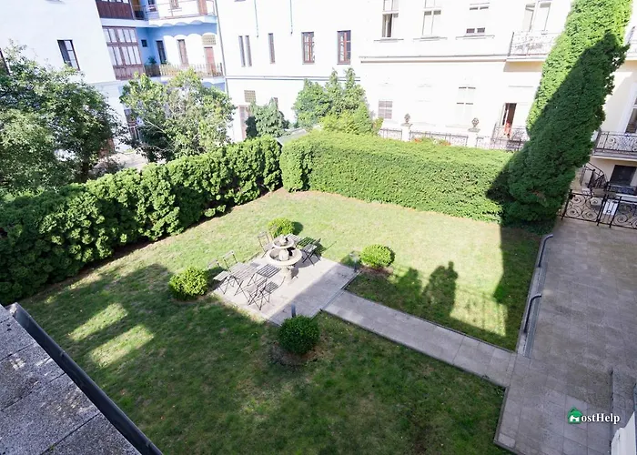 Unique Location With Hot-tub, Terrace And Garden Villa