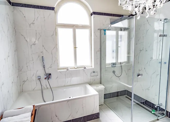 Unique Location With Hot-tub, Terrace And Garden * Prag