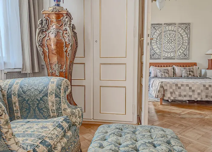 Unique Location With Hot-tub, Terrace And Garden * Prag
