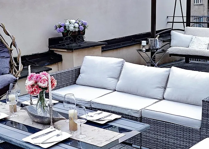 Unique Location With Hot-tub, Terrace And Garden