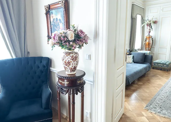 Villa Unique Location With Hot-tub, Terrace And Garden *