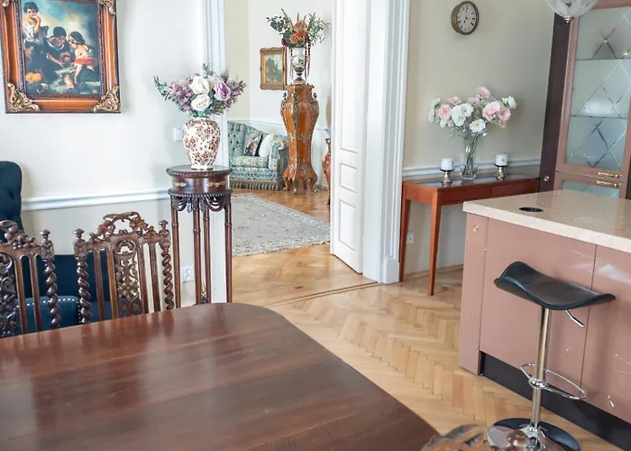Villa Unique Location With Hot-tub, Terrace And Garden *